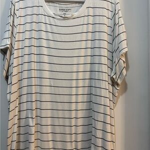 Super Soft Women's white Striped Tee